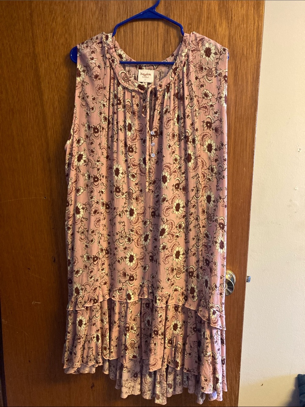 Sleeveless High-Low Floral Dress in Dusty Pink